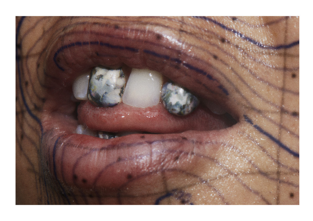 Dazed Beauty Archeology - © Suzie & Leo