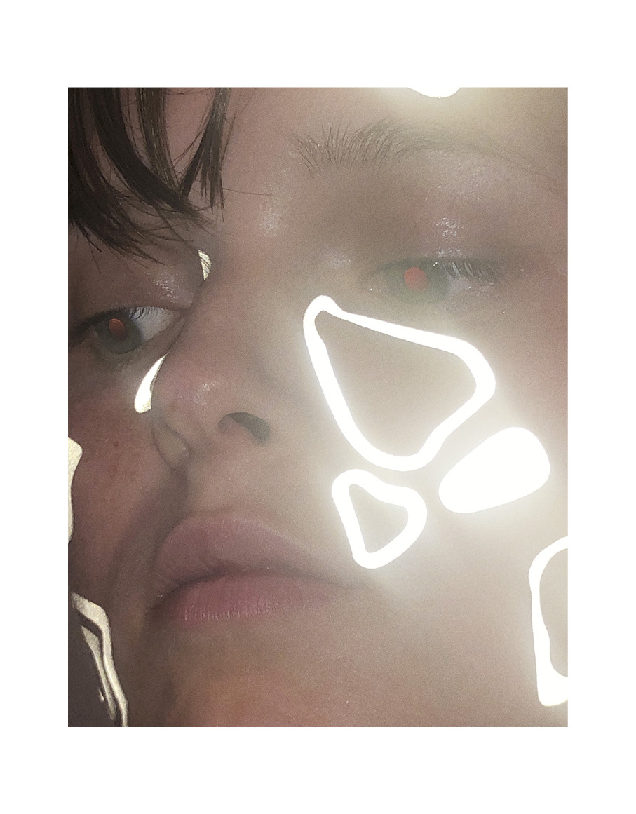 Dazed Beauty Archeology - © Suzie & Leo