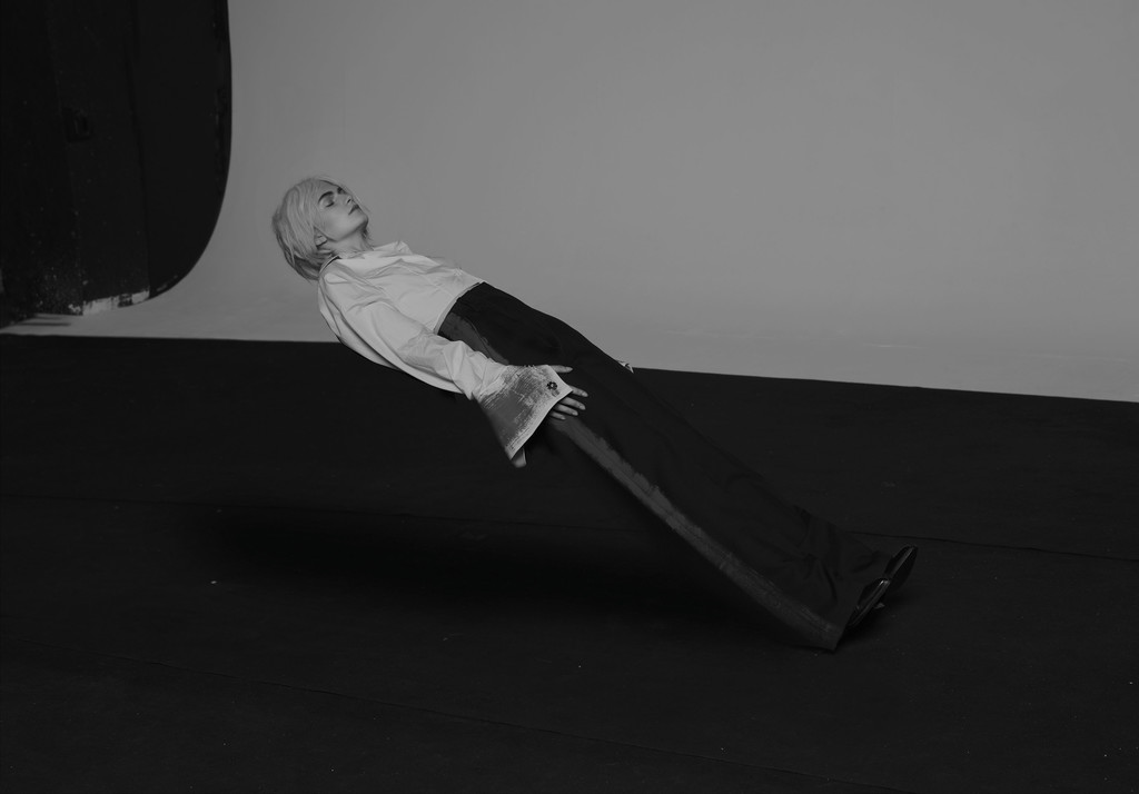 Under the Influence Magic - © Suzie & Leo