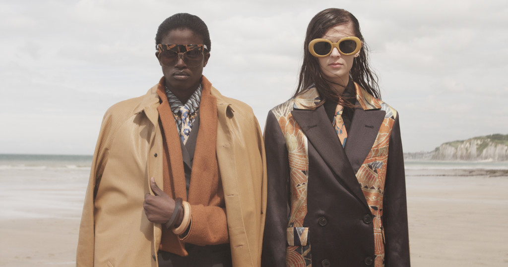 Under the influence - © Suzie & Leo